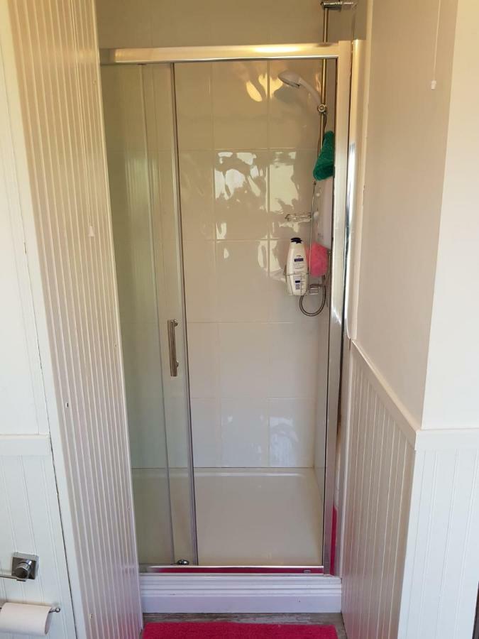 Nanny Quinn'S Apartment Killucan 外观 照片